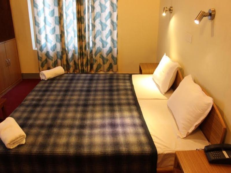 Hotel Lonchay Residency Leh Bagian luar foto